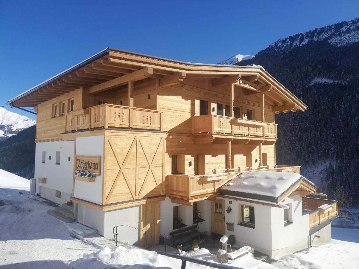 Landhaus Loeberbauer Тукс Екстериор снимка